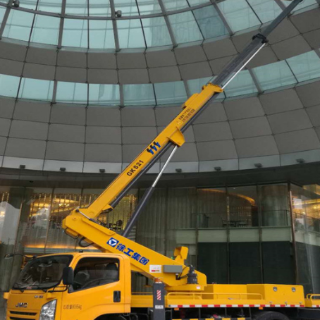 城区附近高空作业车租赁｜安全设备租赁｜高空安装|工程定制化方案｜亿立达设备租赁